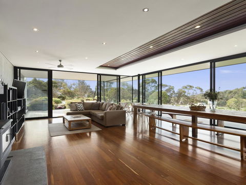 Cypress Hill - Yamba Accommodation 2