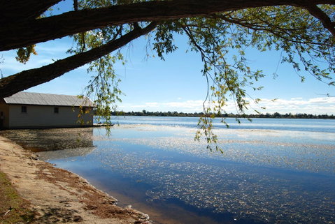 Lake Wendouree Luxury Apartments - Yamba Accommodation 14