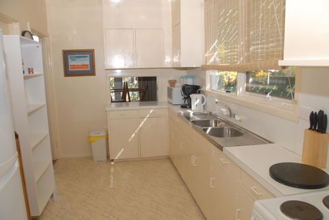 Green Grove - Yamba Accommodation 5