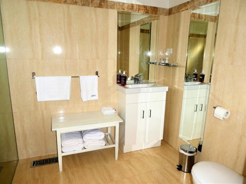 Fairbank House - Yamba Accommodation 8