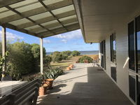 Book Eagle Point Accommodation Vacations Yamba Accommodation Yamba Accommodation
