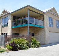 Ocean View Beach house - Yamba Accommodation