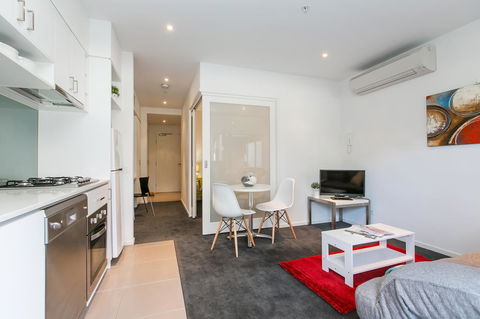 Complete Host The River Apartments - Yamba Accommodation 7