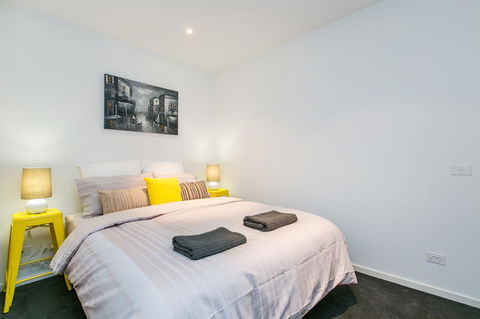 Complete Host The River Apartments - Yamba Accommodation 2