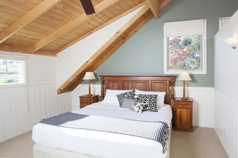 Beechworth Cedar Cottages - Yamba Accommodation 8