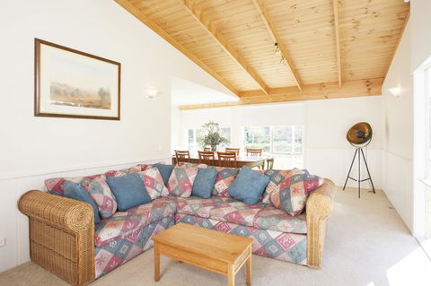 Beechworth Cedar Cottages - Yamba Accommodation 1