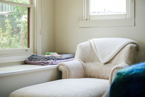 Miss Pym's Cottage - Yamba Accommodation 13