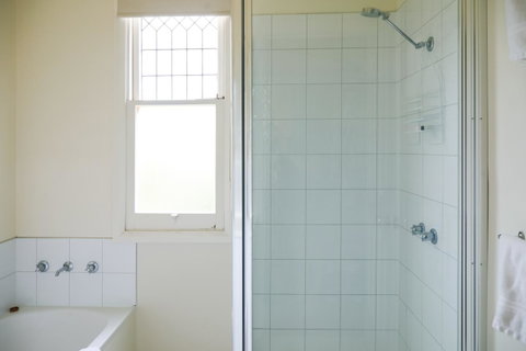 Miss Pym's Cottage - Yamba Accommodation 9