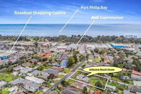 Jettycove Beach House - Yamba Accommodation 2