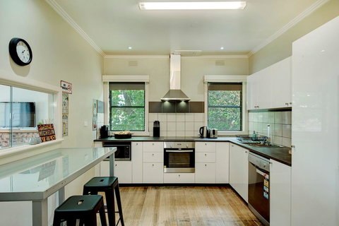 Jettycove Beach House - Yamba Accommodation 9