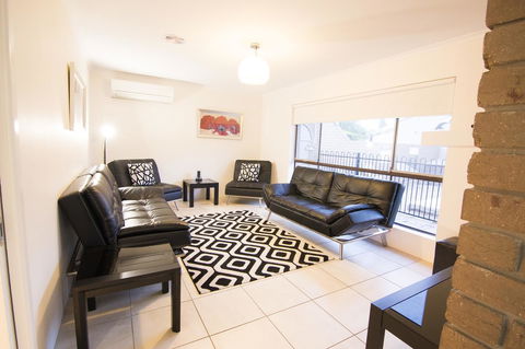 Mildura Holiday Villas - Yamba Accommodation 37