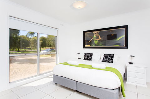 Mildura Holiday Villas - Yamba Accommodation 16