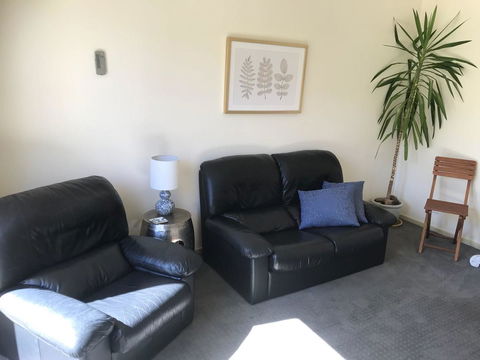 Lakeside Conti Villas - Yamba Accommodation 13