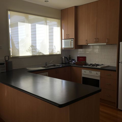 Lakeside Conti Villas - Yamba Accommodation 5