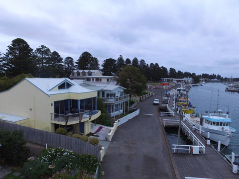 The Waterfront Apartment - Yamba Accommodation 2