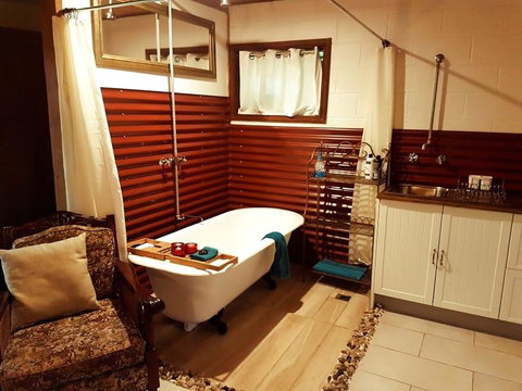 The Cabin - Yamba Accommodation 2