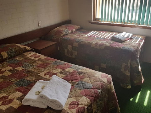 The Club Hotel - Yamba Accommodation 0
