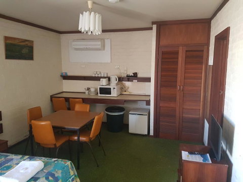 The Club Hotel - Yamba Accommodation 1