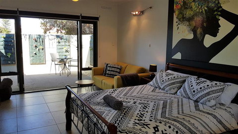 The Courtyard - Yamba Accommodation 0