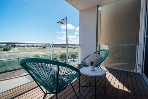 The Cove @ New Port-Pool - Spa - Sauna - Gym & More - Yamba Accommodation 1