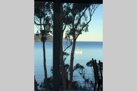 The Cove... On The Rocks At Port Arthur - Yamba Accommodation 2