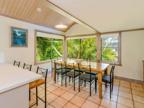 The Crest 2 - At Beautiful Angourie - Yamba Accommodation 3