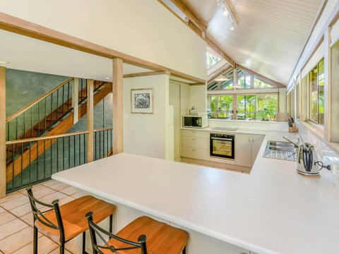 The Crest 2 - At Beautiful Angourie - Yamba Accommodation 2