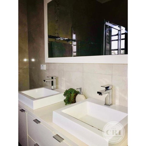 The Cri On Main - Yamba Accommodation 2