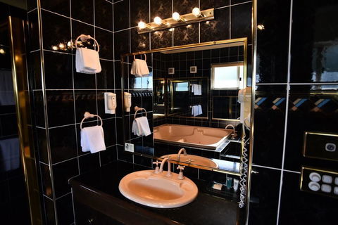 The Crossing Motel - Yamba Accommodation 2