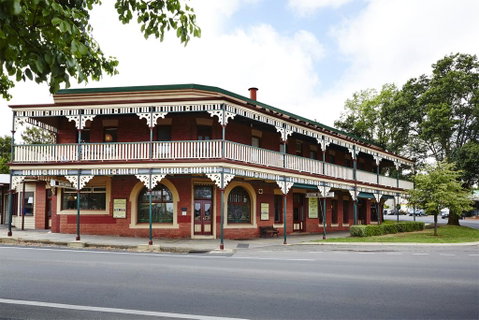 The Daylesford Hotel - Yamba Accommodation 1