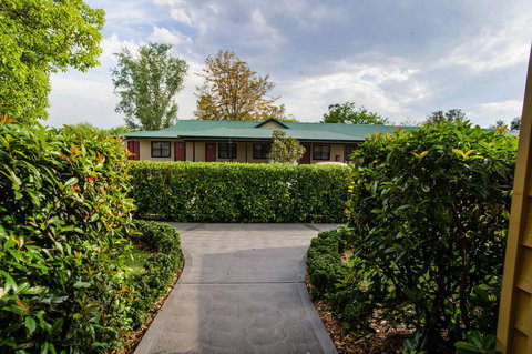 The Grapevine Motel - Yamba Accommodation 0