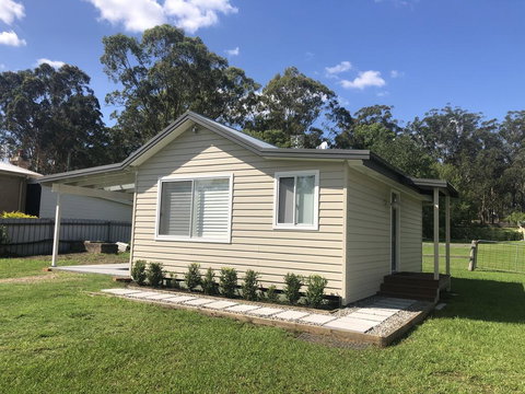 The Kookaburra Cottage - Yamba Accommodation 0