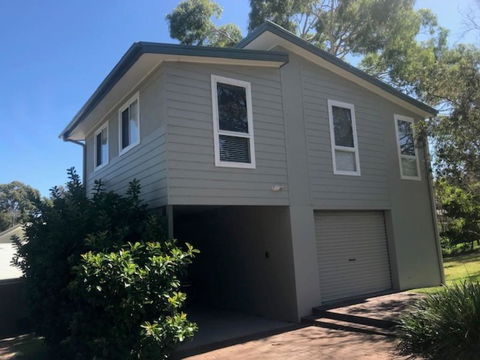 The Lake Guesthouse - Yamba Accommodation 0