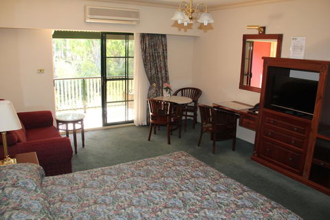 The Lawson Riverside Suites - Yamba Accommodation 1