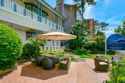 The North Shore Hotel - Yamba Accommodation 1