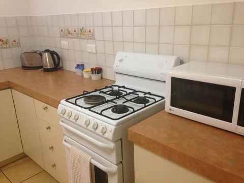 The Nosh & Nod - Avon Terrace - Yamba Accommodation 2