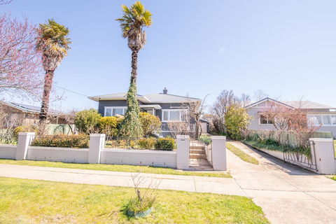 The Palms - Stylish, Modern And Cute As A Button - Yamba Accommodation 1