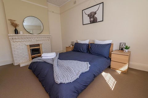 The Pearl On Prince  Stylish Cottage, CBD, Wifi - Yamba Accommodation 2