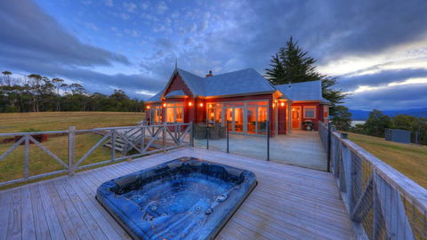 The Peninsula Experience - Yamba Accommodation 1
