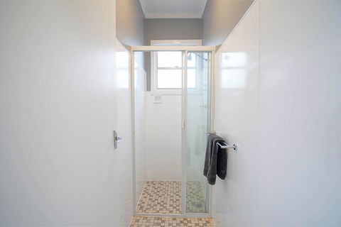 The Platypus Accommodation & Cafe - Yamba Accommodation 3