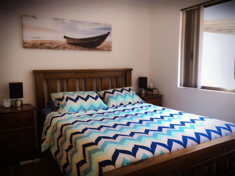 The Royal Dolphin Holiday Home - Yamba Accommodation 1