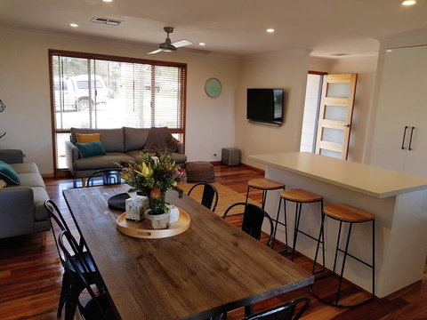 The Salty Gum - Maslin Beach - Yamba Accommodation 0