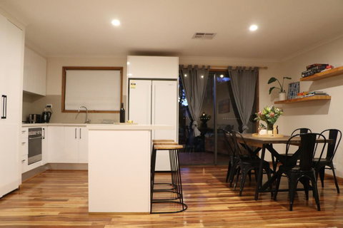 The Salty Gum - Maslin Beach - Yamba Accommodation 3