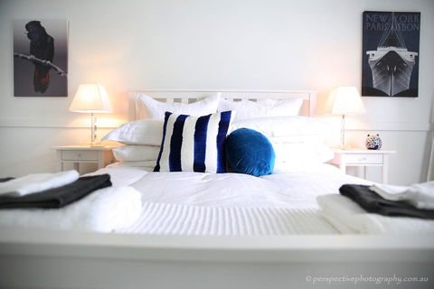 The Sampson - Orange - Yamba Accommodation 2