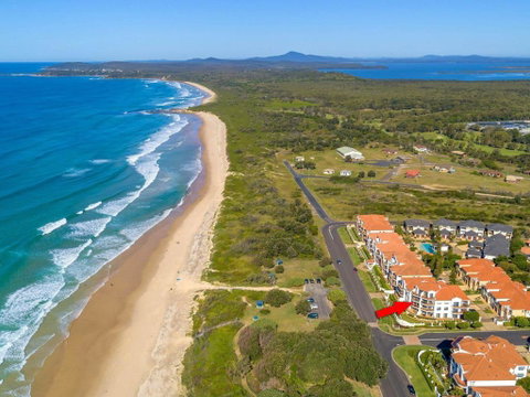 The Sands 7- Great Views Across The Ocean - Yamba Accommodation 0