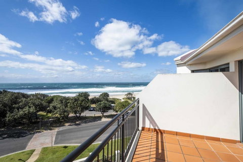 The Sands Unit 10 - Penthouse - Yamba Accommodation 2