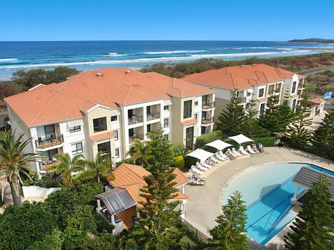 The Sands Unit 28 - Straight Across The Road From The Beach - Yamba Accommodation 3