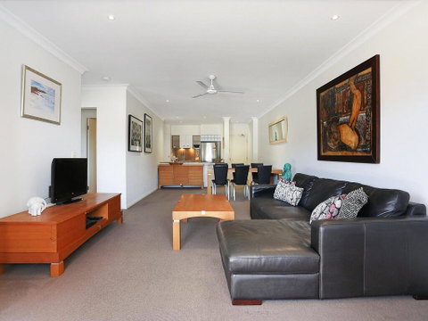 The Sands Unit 3 At 20 Pacific Parade Yamba Ocean View - Yamba Accommodation 2