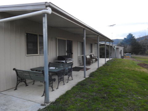 The Shack - Yamba Accommodation 2