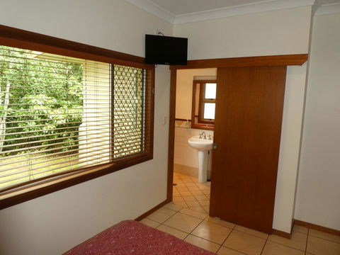 The Summit Rainforest Retreat - Yamba Accommodation 3